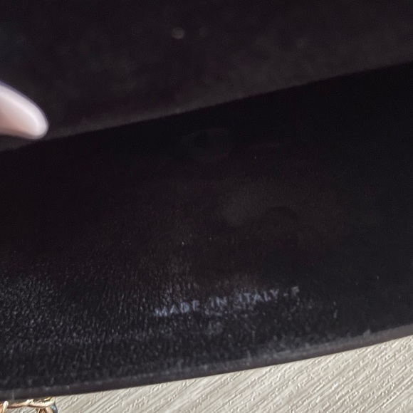 Reconstructed Chanel case! (AUTHENTIC) - Picture 9 of 11